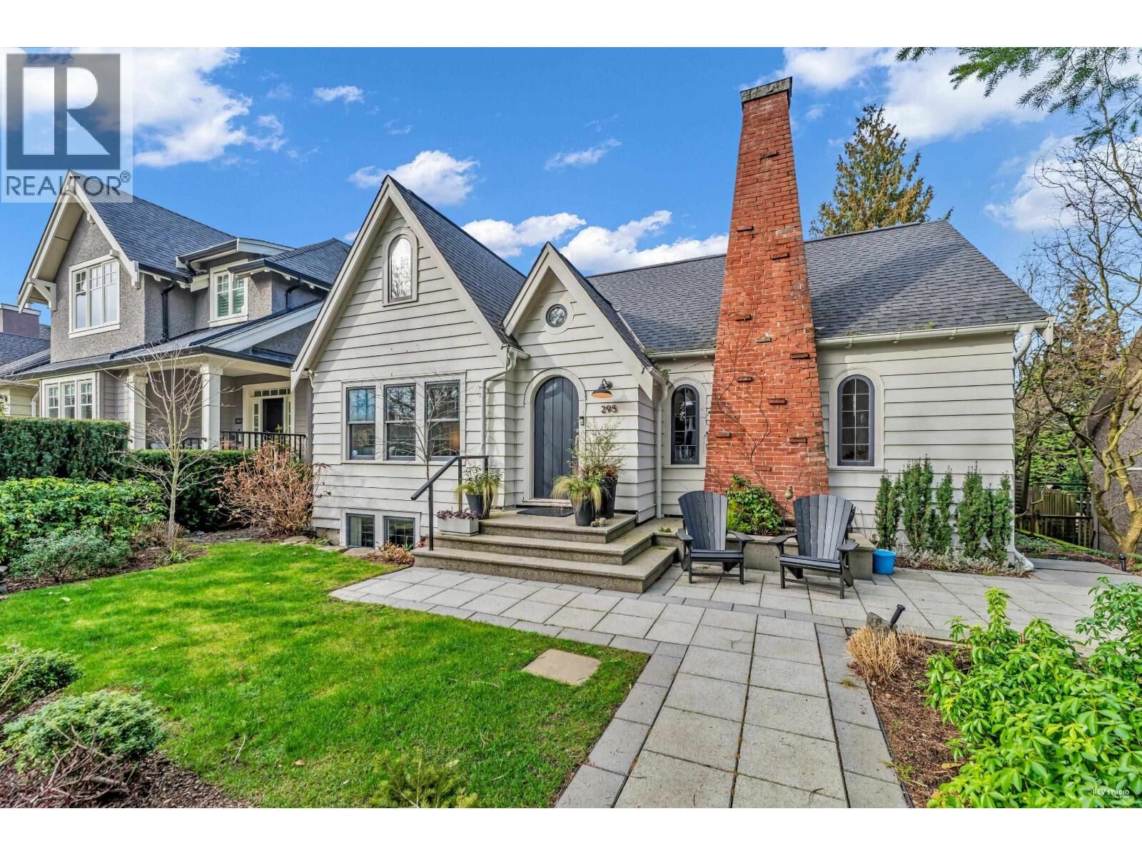 Property Photo: 295 West 23rd Avenue BC V5Y 2H2