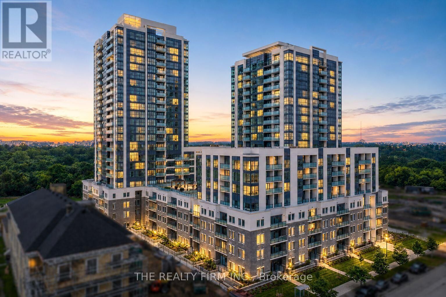 Property Photo:  375 South Street 1320  ON N6B 0A5 