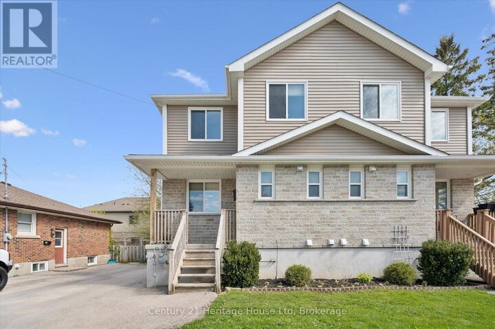 Property Photo:  126 Forfar Street East  ON N1M 1B2 