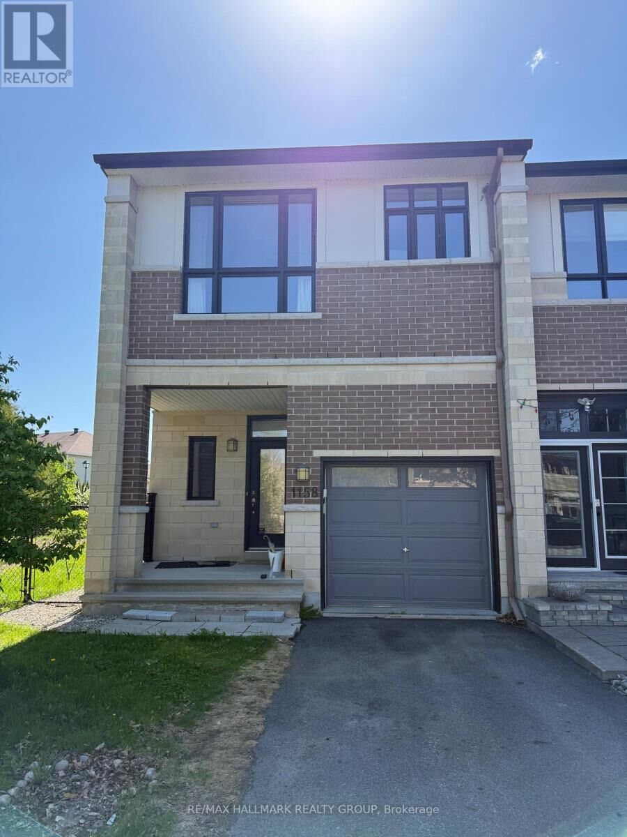 Property Photo:  1158 Tischart Crescent  ON K2T 0G4 
