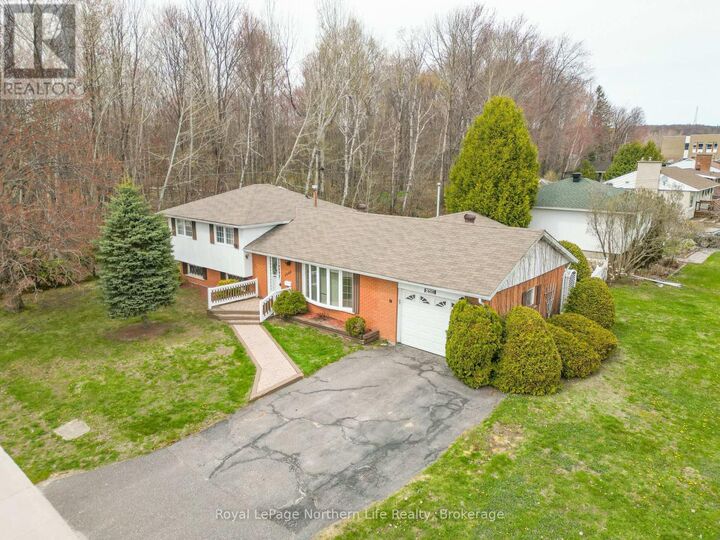 Property Photo:  1608 Parkwood Drive  ON P1B 4R4 