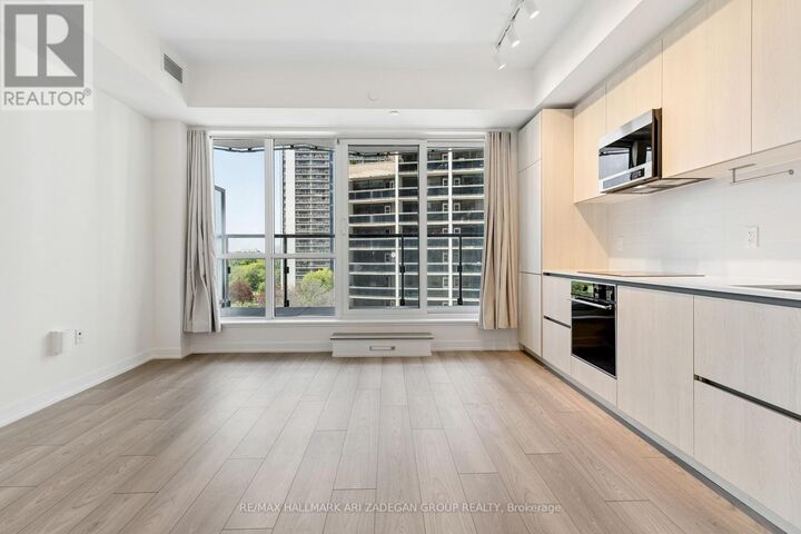 Property Photo:  120 Broadway Avenue 716N  ON M4P 1V7 