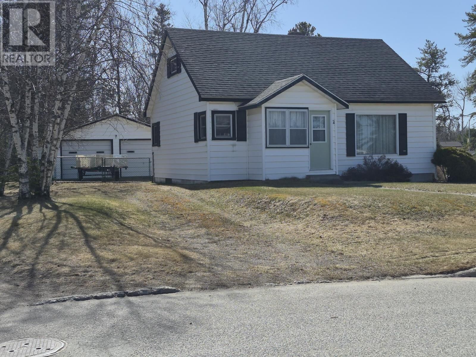 Property Photo:  2 Laurier Ave  ON P0T 2W0 