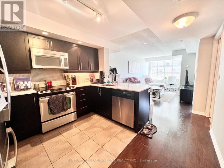 Property Photo:  75 East Liberty Street 1002  ON M6K 3R3 