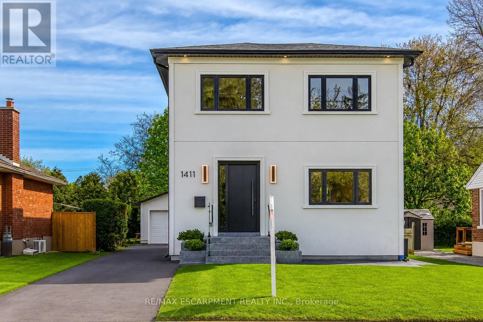 Property Photo:  1411 Mountain Grove Avenue  ON L7P 2H1 
