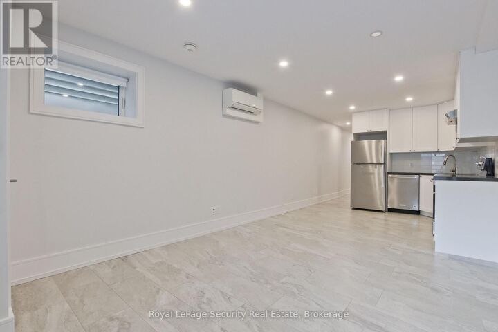 Property Photo:  318 Boon Avenue  ON M6E 4A5 