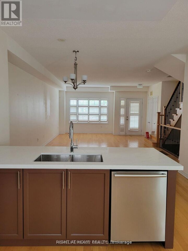 Property Photo:  2460 Prince Michael Drive 34  ON L6H 0G8 