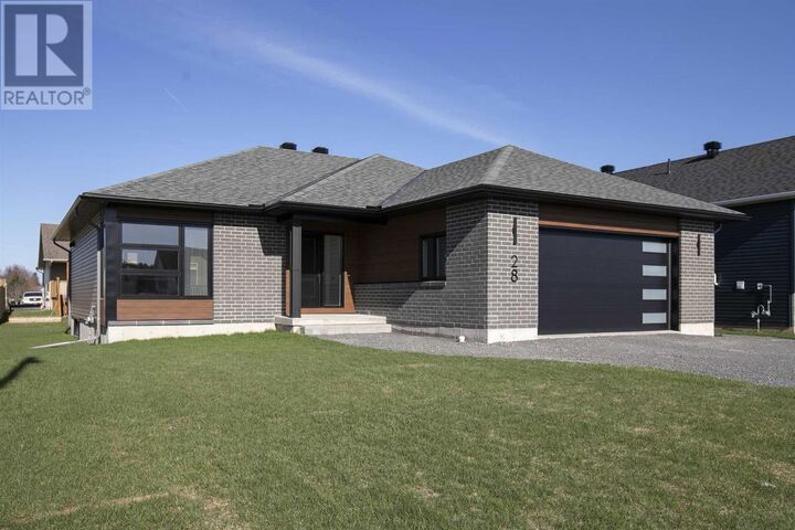 Property Photo: 28 Noah Dr ON P6C 6E6