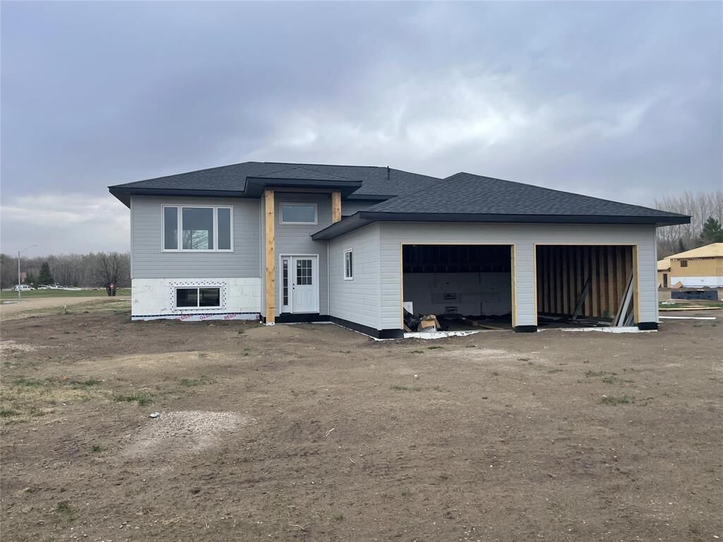 Property Photo:  21 Kingsnorth Bay  MB R0K 0H0 
