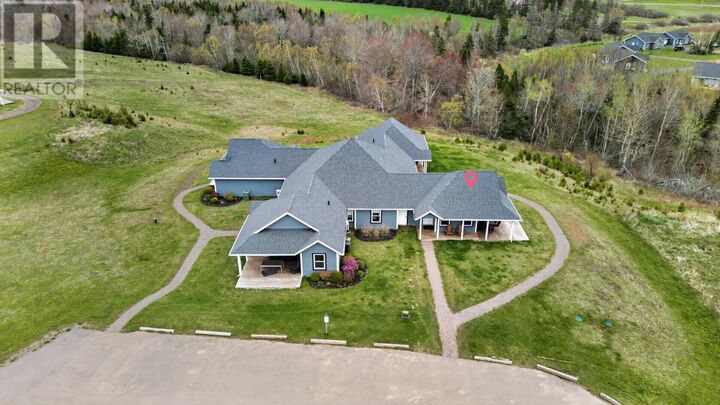 Property Photo:  211 Schoolhouse Lane 68  PE C0A 1N0 