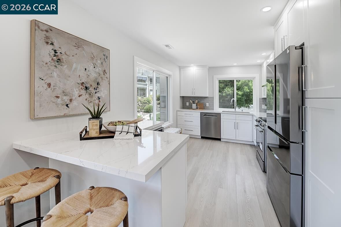 Property Photo:  3424 Rossmoor Parkway 3  CA 94595 