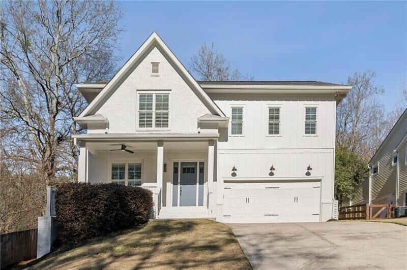 Property Photo:  1062 Country Lane NE  GA 30324 