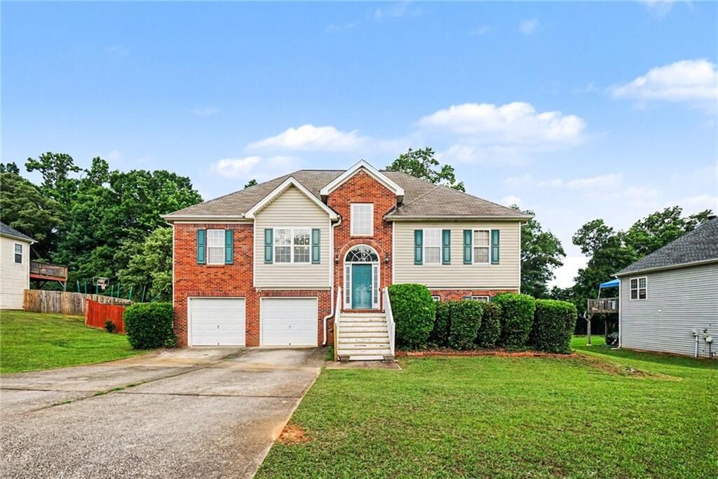 Property Photo: 247 Trailwood Gap GA 30134