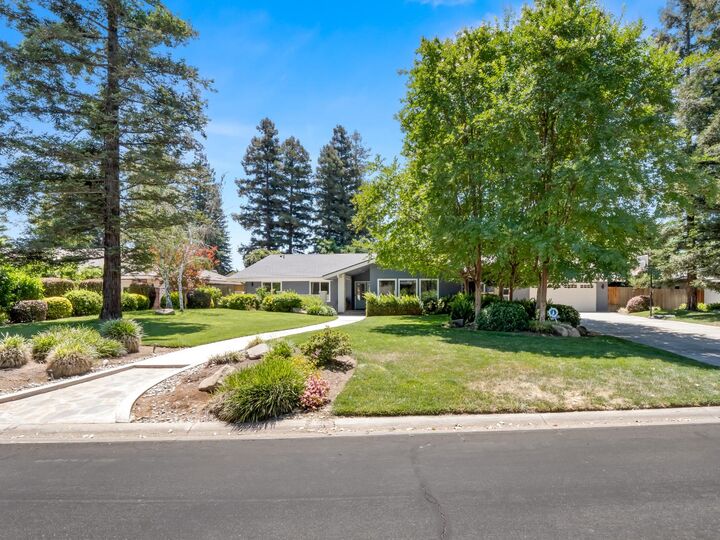 Property Photo:  3213 W La Costa Avenue  CA 93711 