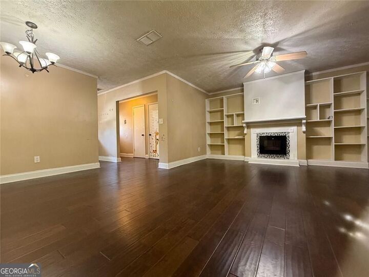 Property Photo:  1072 Thrasher Court  GA 30093 