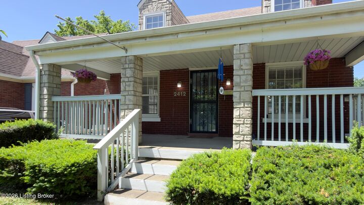 Property Photo: 2412 Bradley Ave KY 40217