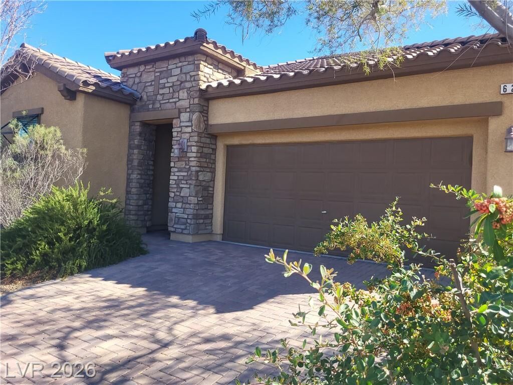 Property Photo: 625 Viale Machiavelli Lane NV 89011