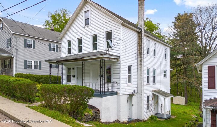 Property Photo:  144 146 Jefferson Street  PA 18407 