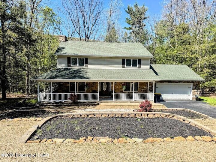 Property Photo:  34 Arapahoe Lane  PA 18202 