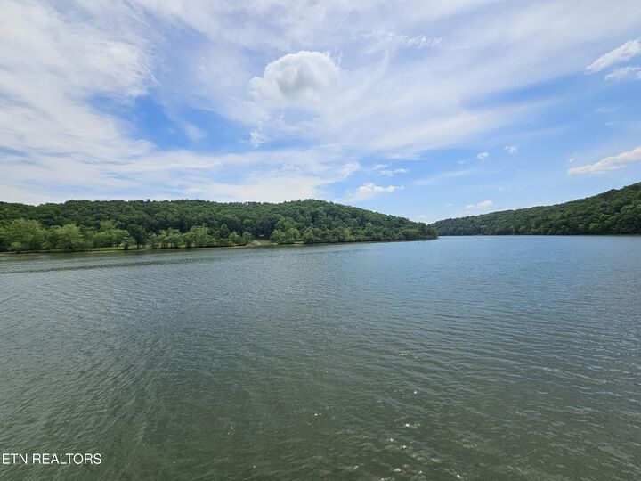 Property Photo:  880 Skyline Drive  TN 37748 