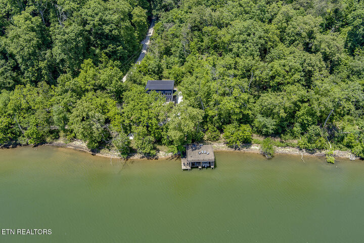 Property Photo: 880 Skyline Drive TN 37748