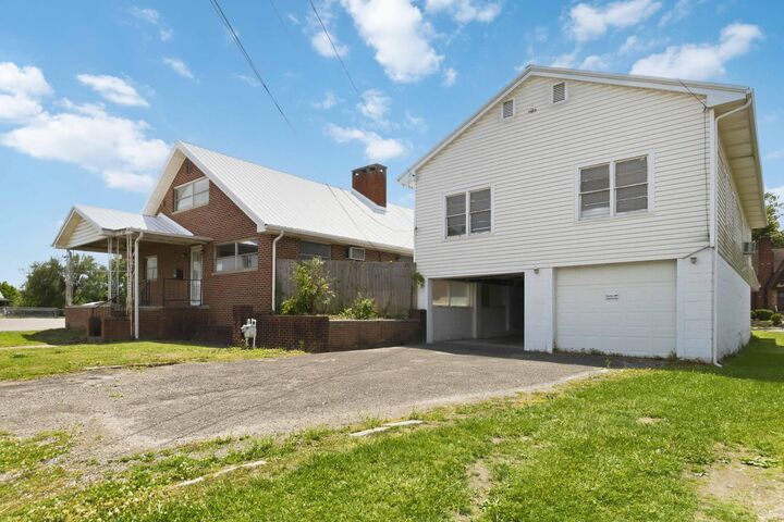 Property Photo:  404 Ford Street  KY 40701 