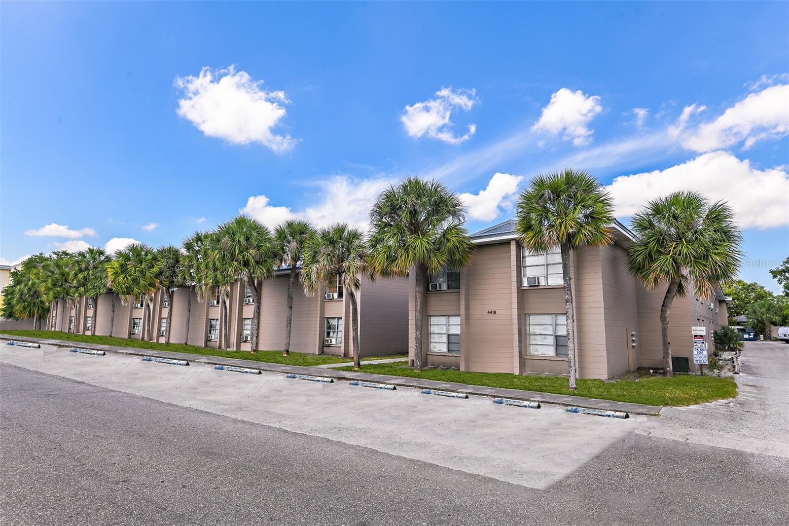 Property Photo: 4410 N Hale Avenue FL 33614