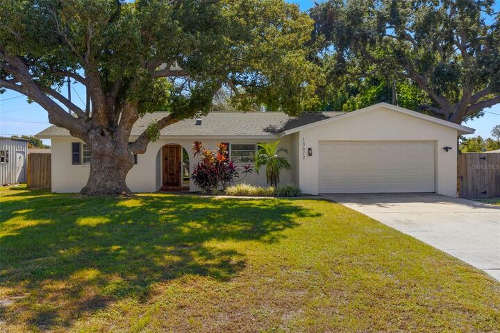 Property Photo:  13672 88th Avenue  FL 33776 