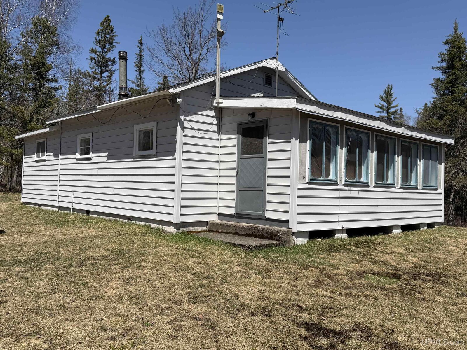 Property Photo: 8304 Peshekee Grade Road MI 49849-0000