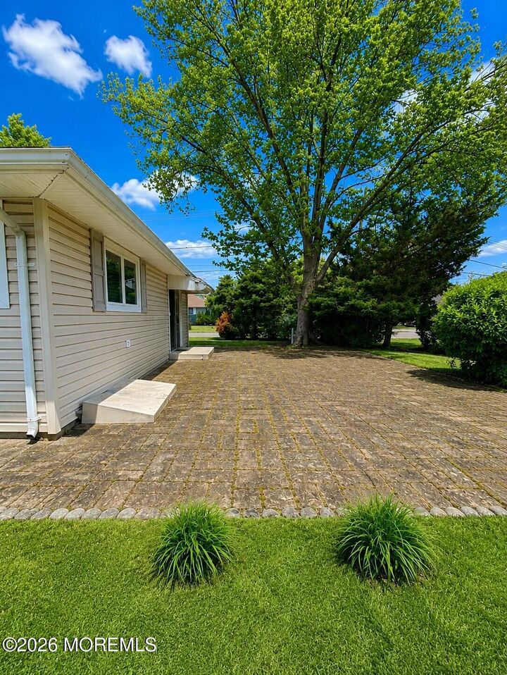Property Photo:  1698 Yorktowne Boulevard  NJ 08753 