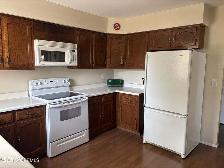 Property Photo:  40 Franklin Lane  NJ 08759 