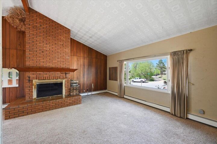 Property Photo:  135 Ash Street  SD 57783 