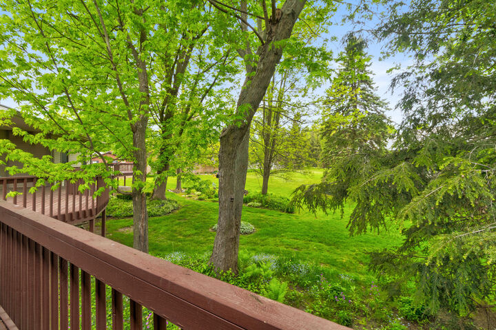 Property Photo: 643 Crestview Street MI 49423