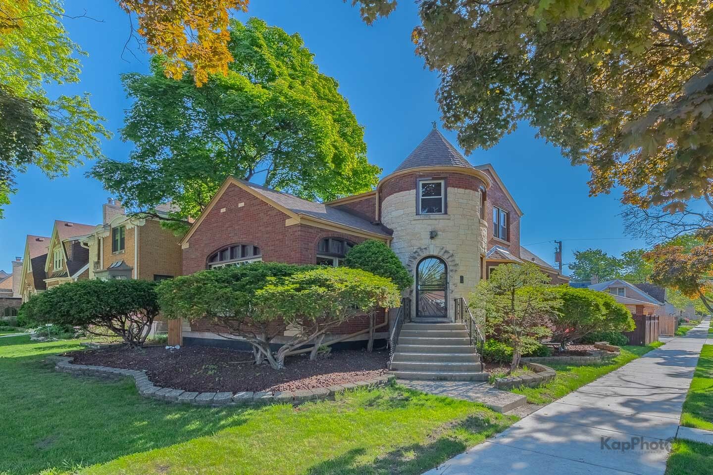Property Photo:  1701 N Rutherford Avenue  IL 60707 