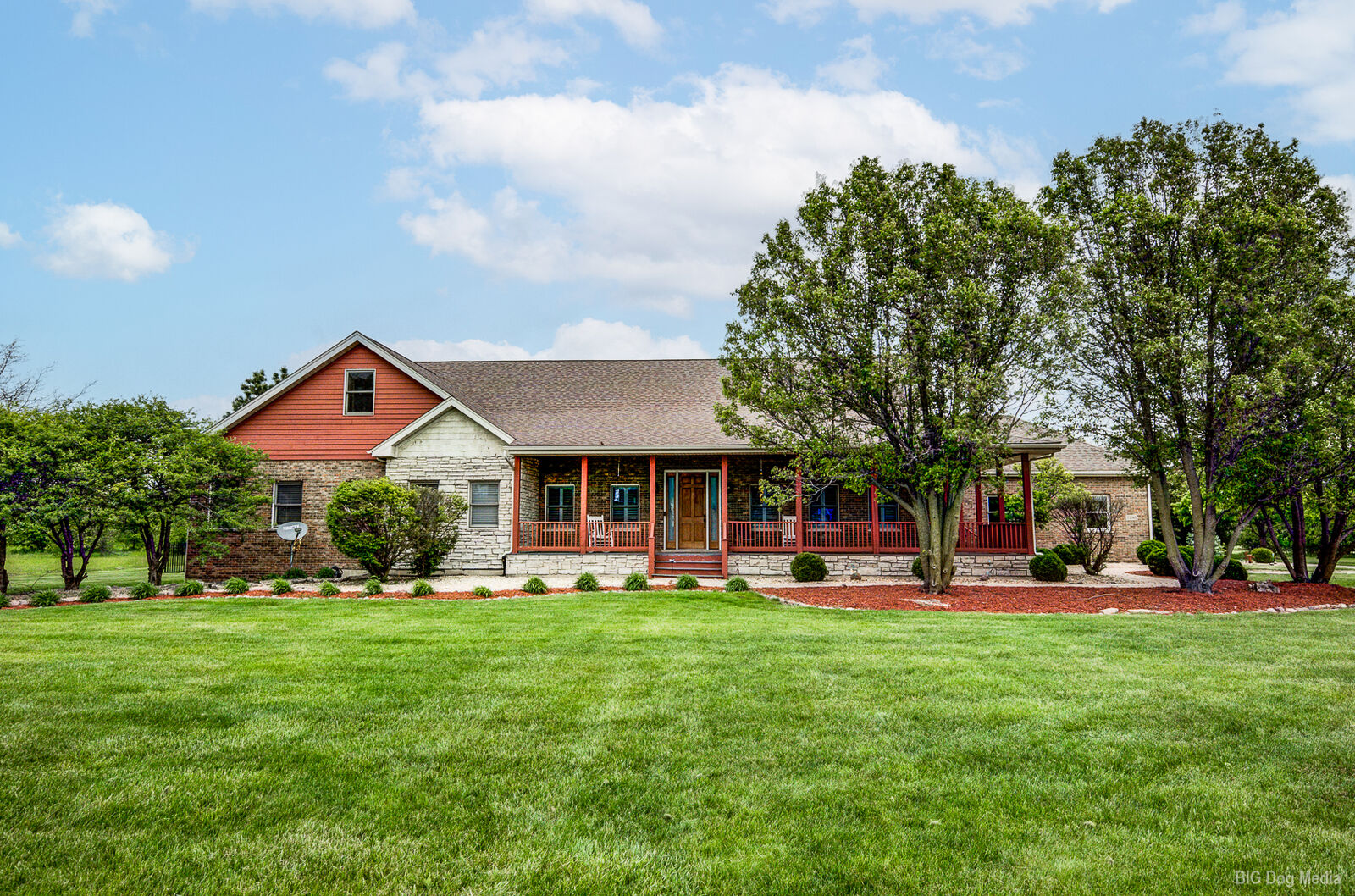 Property Photo:  23145 S Dutch Drive  IL 60423 
