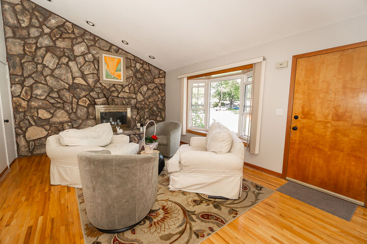 Property Photo: 508 N Addison Road IL 60181
