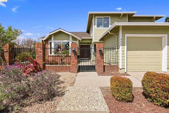 Property Photo:  4303 Chamberlin Ct  CA 94619 