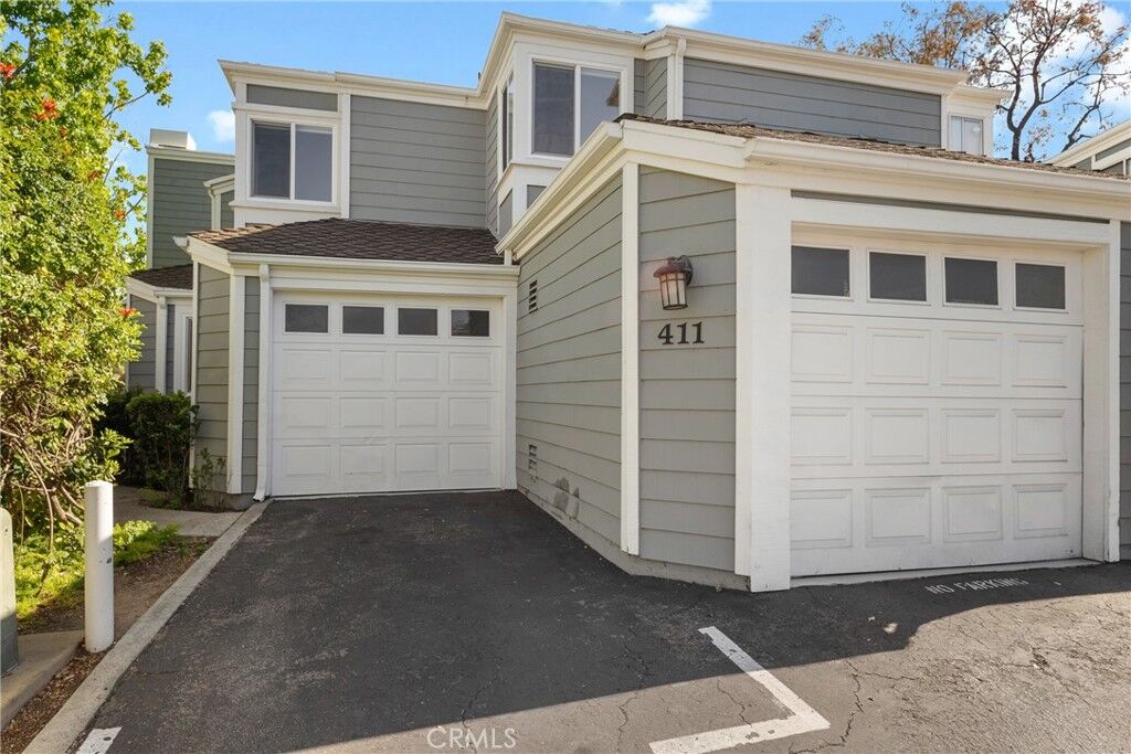 Property Photo:  411 San Nicholas Court  CA 92651 