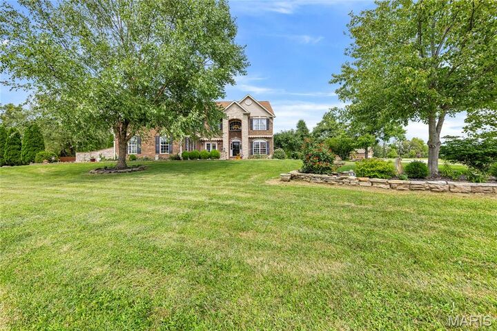 Property Photo: 5025 Edinburg Court IL 62236
