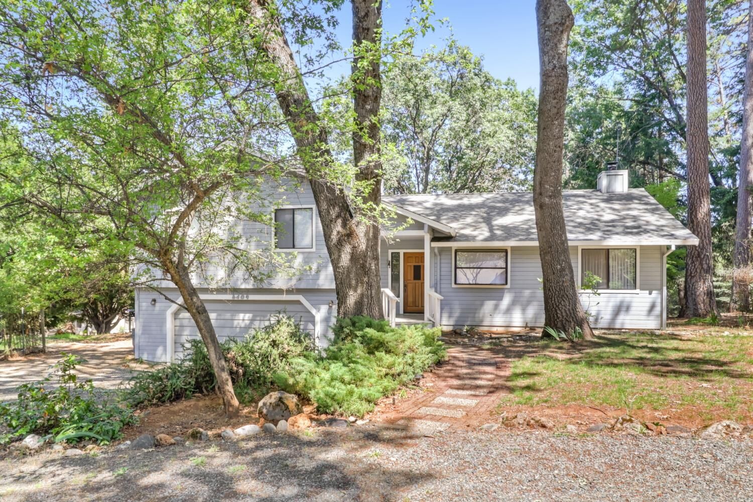 Property Photo:  6409 Longridge  CA 95631 