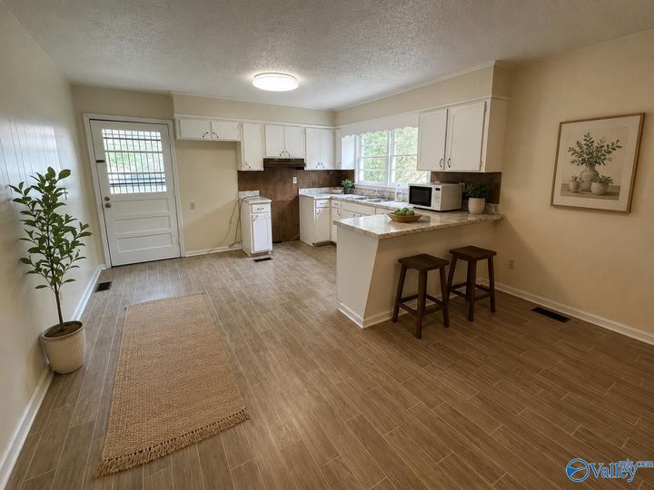 Property Photo: 35 W Wilkinson Avenue AL 35904