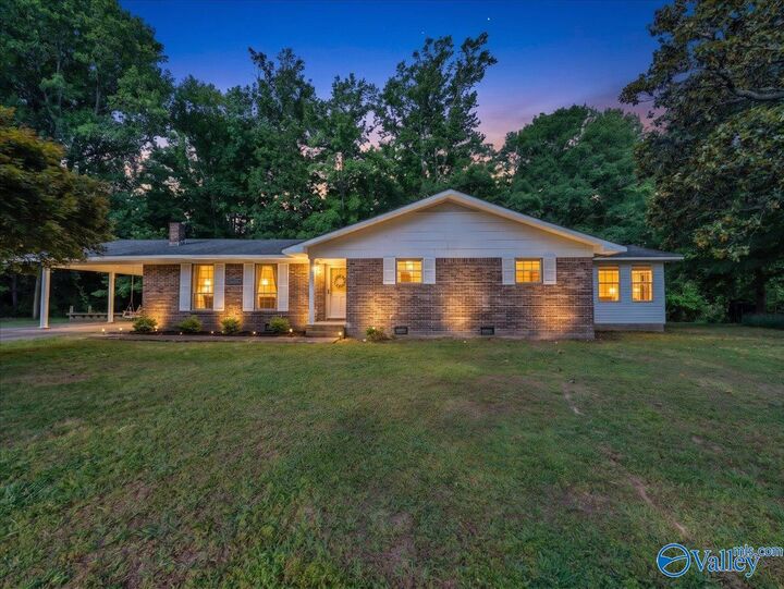 Property Photo:  1121 County Road 70  AL 35971 