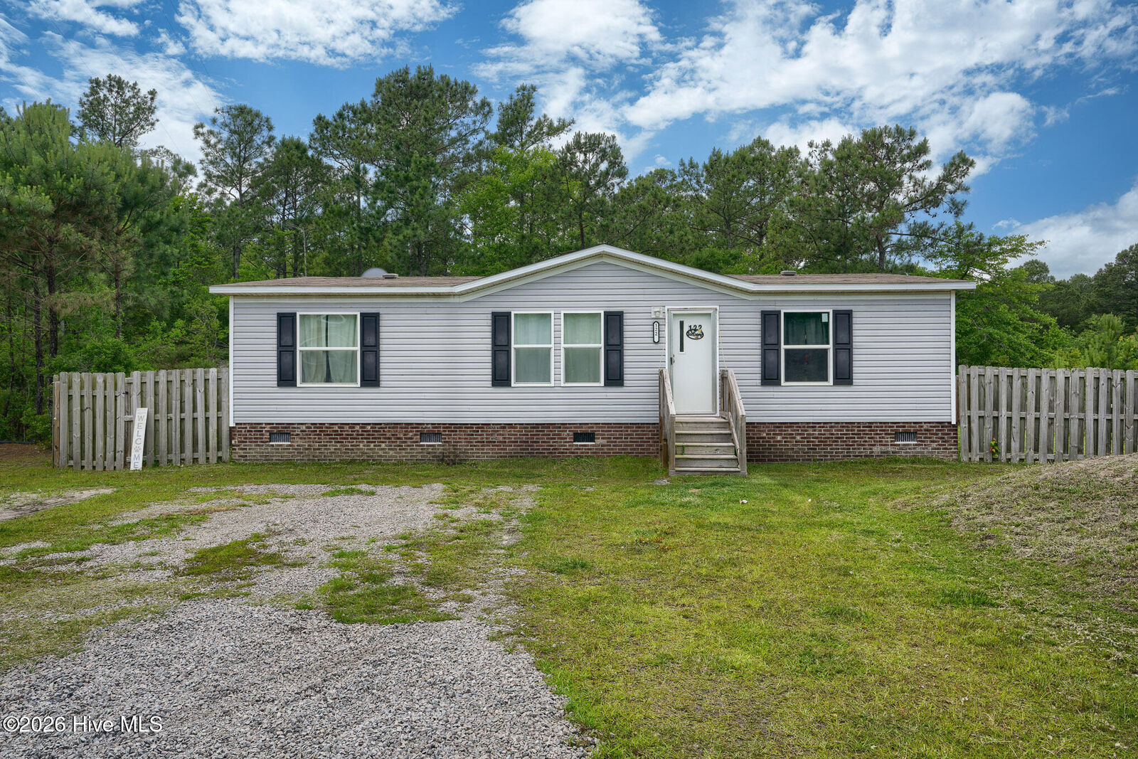 Property Photo:  122 Piney Creek Drive  NC 28445 