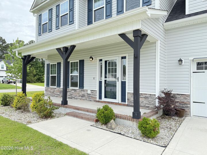 Property Photo:  303 Breezeway Drive  NC 28460 