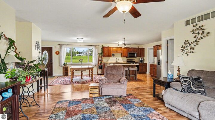 Property Photo:  1001 Isabella Vista Drive  MI 48893 