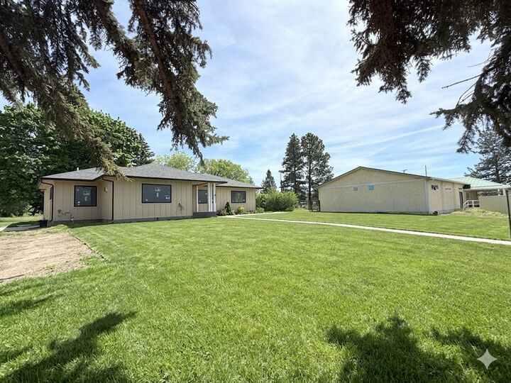 Property Photo:  658 US Highway 93 S  MT 59840 