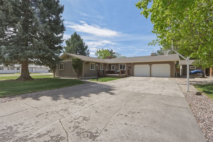 Property Photo:  1740 Arlington Drive  MT 59801 