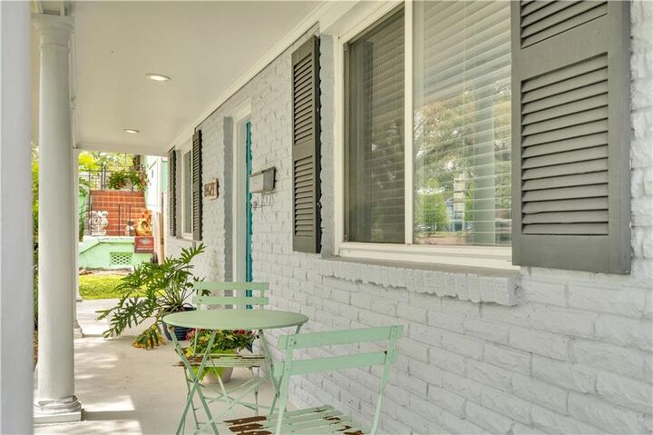 Property Photo:  8429 S Claiborne Avenue  LA 70118 