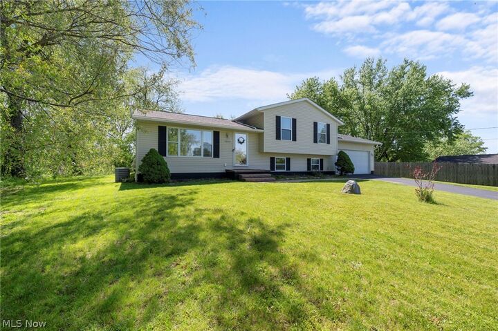Property Photo:  4602 High Mill Avenue NW  OH 44647 