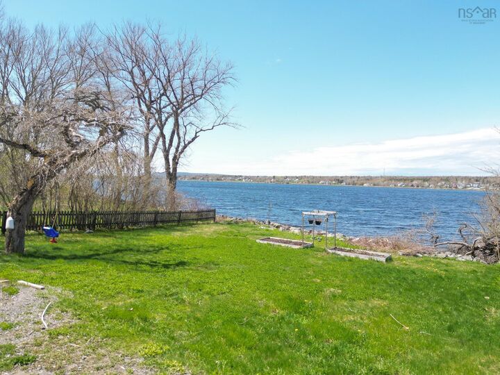 Property Photo:  118 Kings Road  NS B1S 1A1 